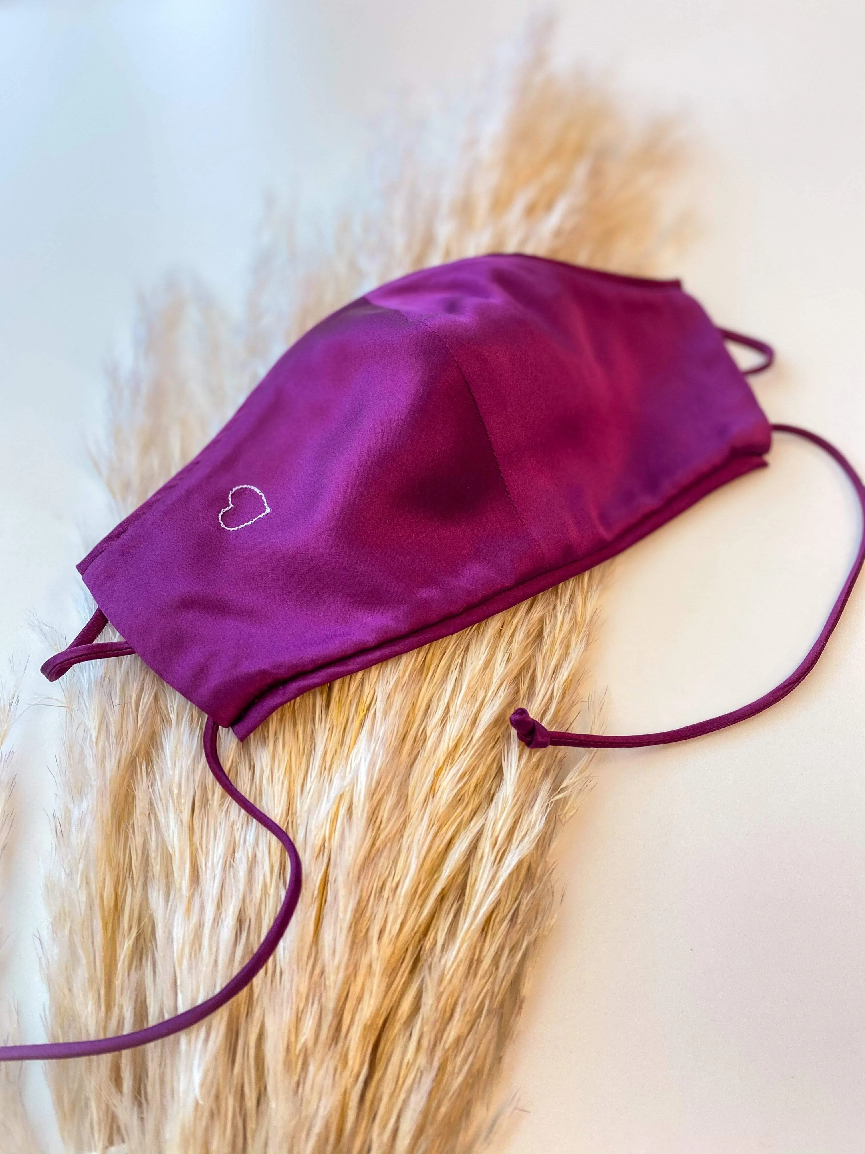 Breathable Mulberry Silk Love Face Mask - Triple Layer, Adjustable Straps, Heart Embroidery