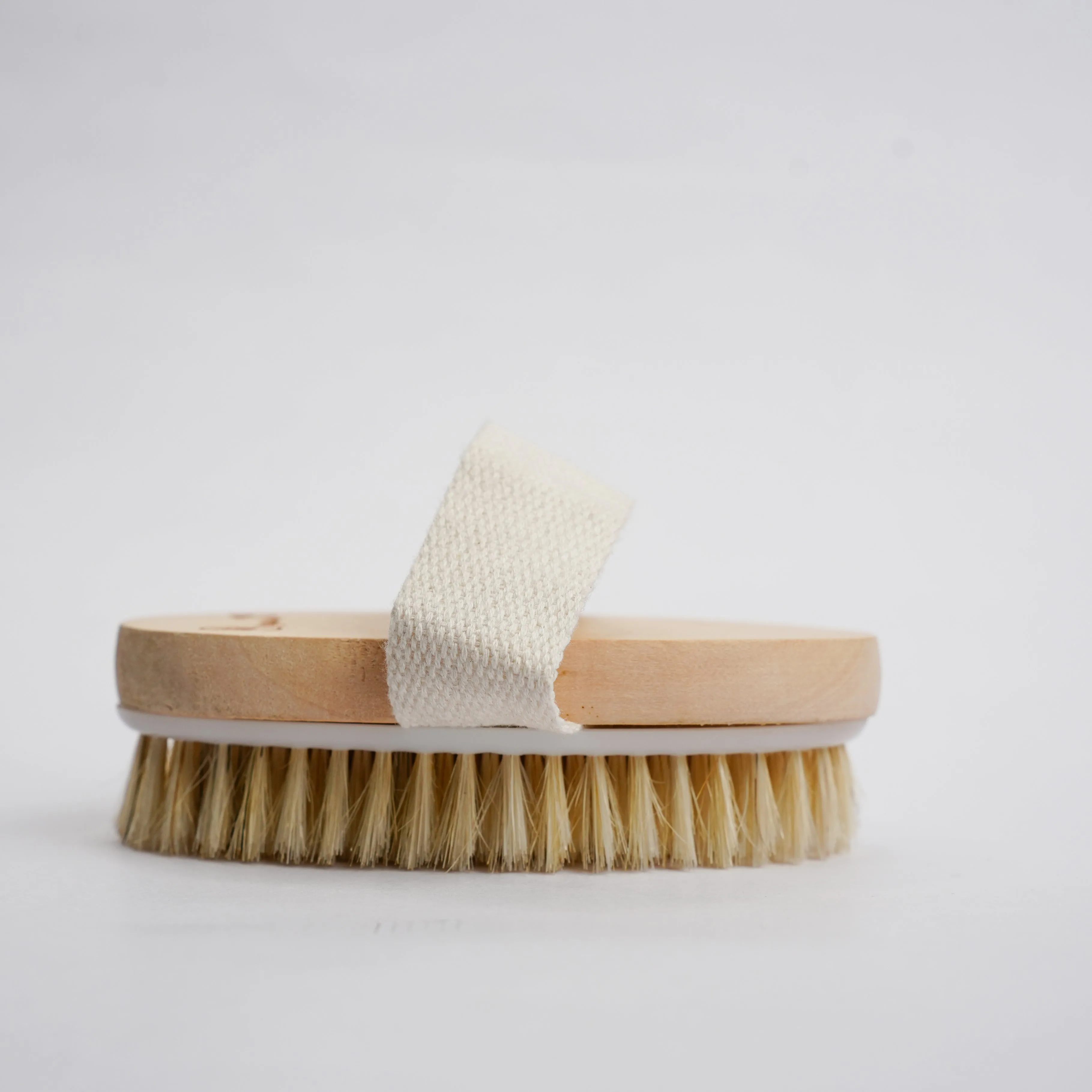 Velvet Touch Beach Wood Body Scrubber Brush | Oval Shaped